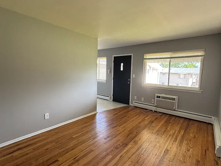 620 Harrison Blvd #40 — Photo 3