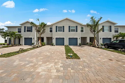 15319 Wildflower Cir Photo 1