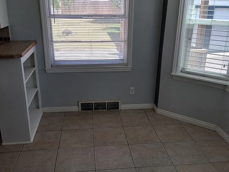 535 Crescent Dr — Photo 5