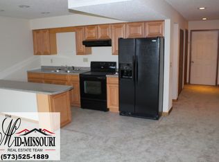22 Wrenwood Cir UNIT 1B, Lake Ozark, MO 65049