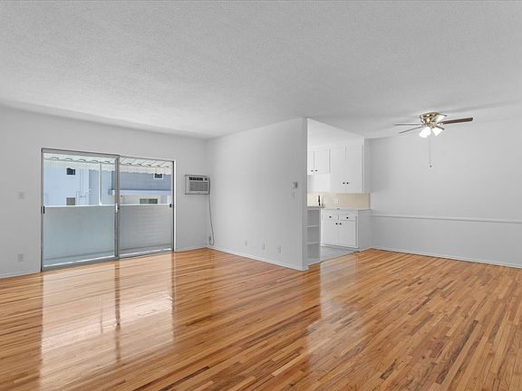 3rd image of 1205 N Fuller Ave #7
