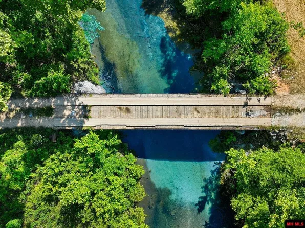 1188 N Moccasin Crk, Calico Rock, AR 72519