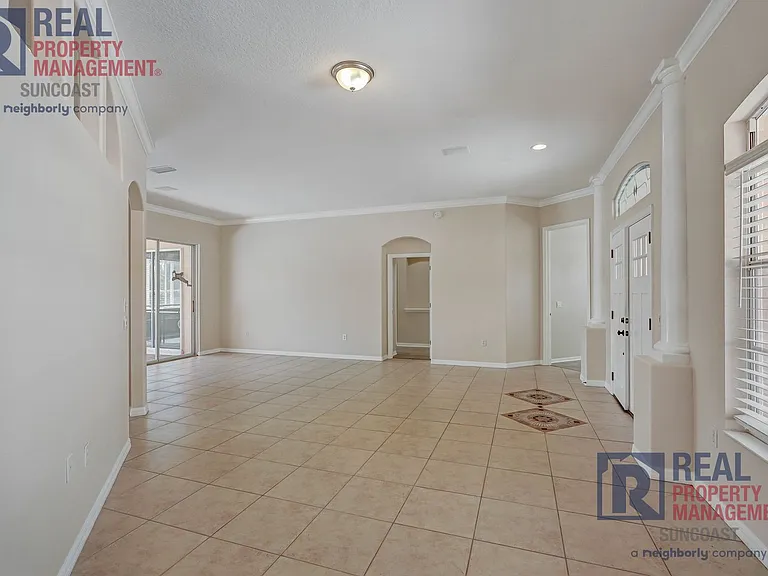 652 Planters Manor Way — Photo 9