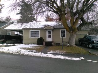 212 Locust St, Omak, WA 98841