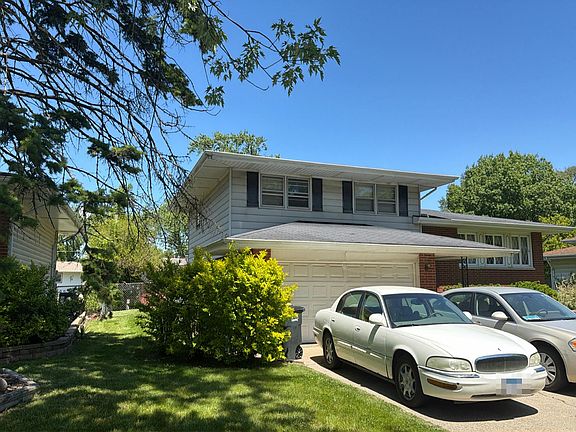 3rd image of 2900 190th St