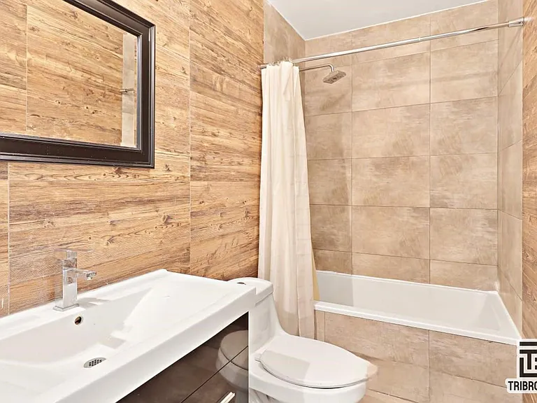 753 Lexington Ave #1L — Photo 9