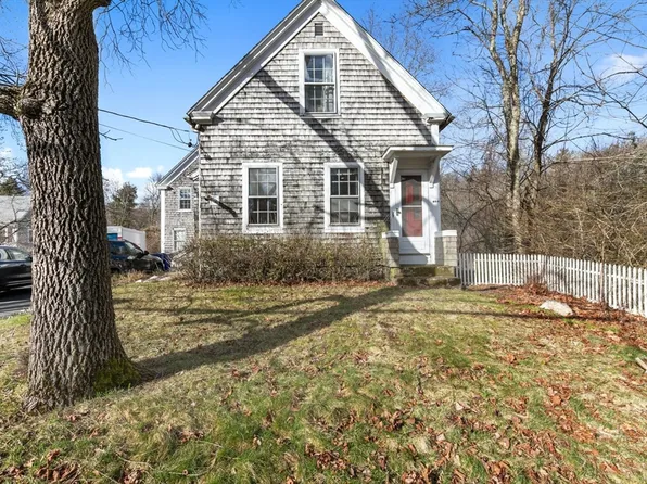 604 Liberty St, Rockland, MA 02370