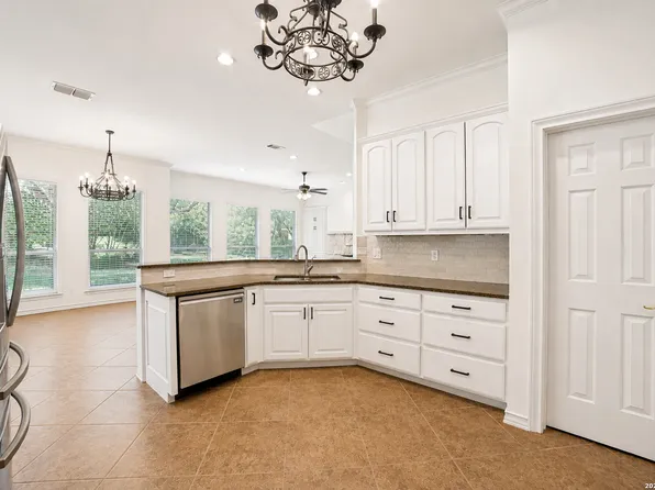 30 Rogers Wood, San Antonio, TX 78248