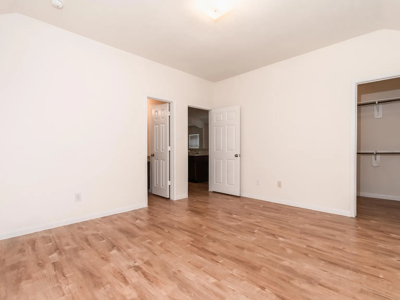 Southview Villas — Photo 3