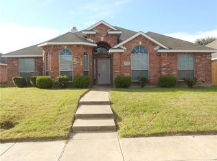 1123 Barrymore Ln, Duncanville, TX 75137
