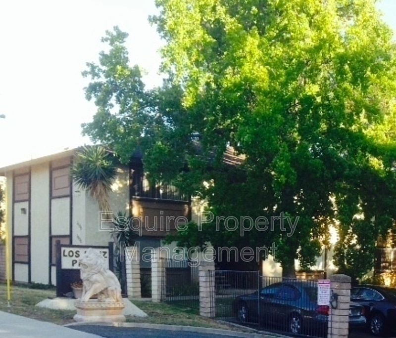 1st image of 1920 Los Feliz Dr Unit B
