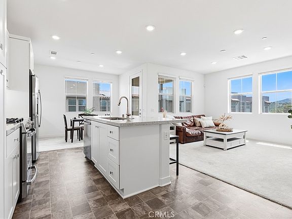 4th image of 1401 Lasso Way #304