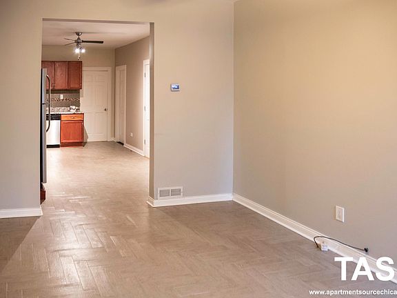 4th image of 1621 W Julian St #1