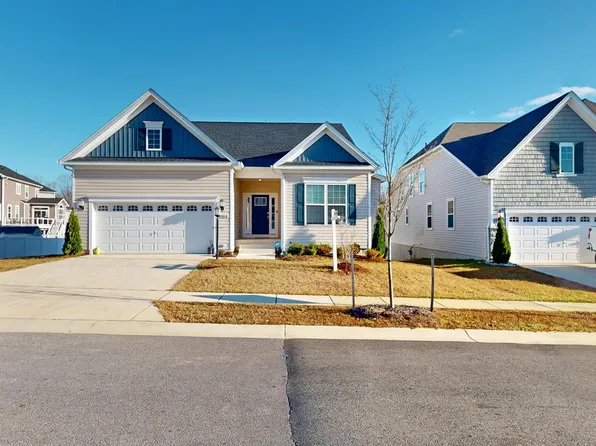 4464 Shakespeare Cir, White Plains, MD 20695