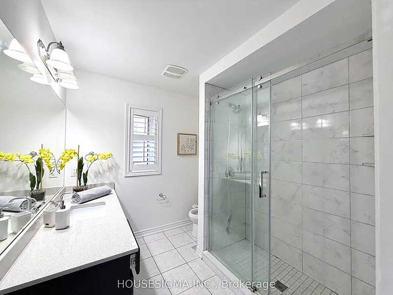 50 Victoriaville Rd — Photo 35