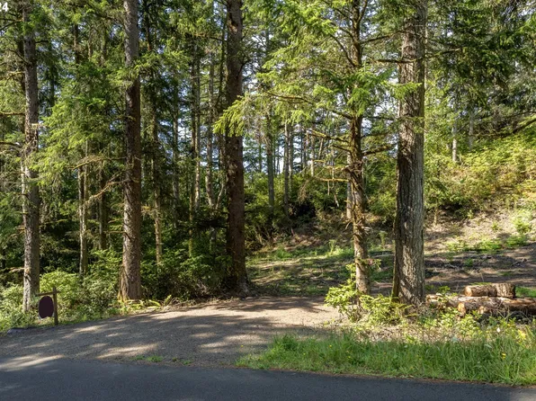 Hillsdale St #Tl243, Tillamook, OR 97141