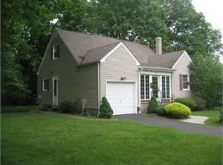 2330 Seneca Rd, Scotch Plains, NJ 07076