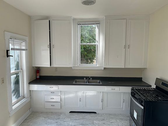 2nd image of 301 N 10th St #1