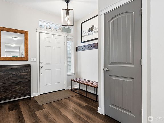 3rd image of 1826 65th Avenue SE