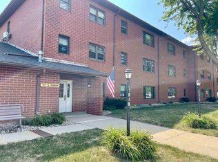 1317 Seneca St APT 205, Storm Lake, IA 50588