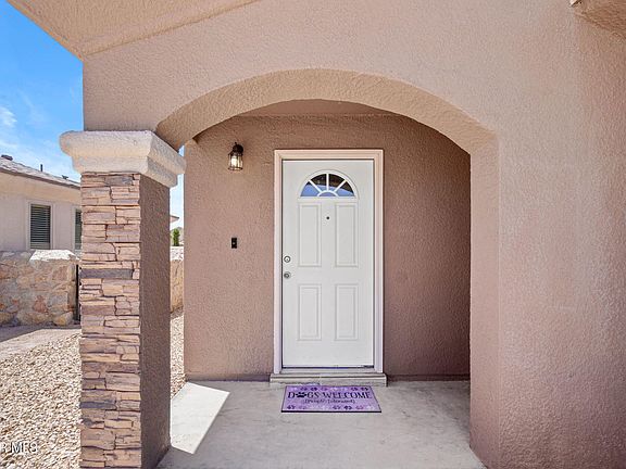 4th image of 13920 Lago Vista Ave