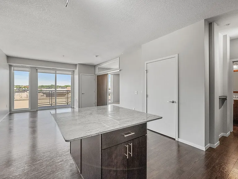 The Flats at West End — Photo 30