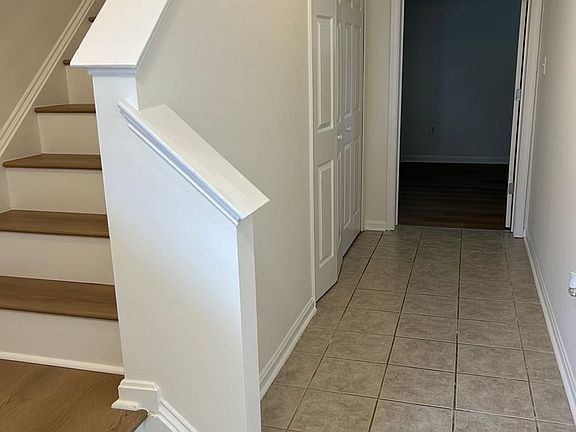 3rd image of 65 Highland Cir