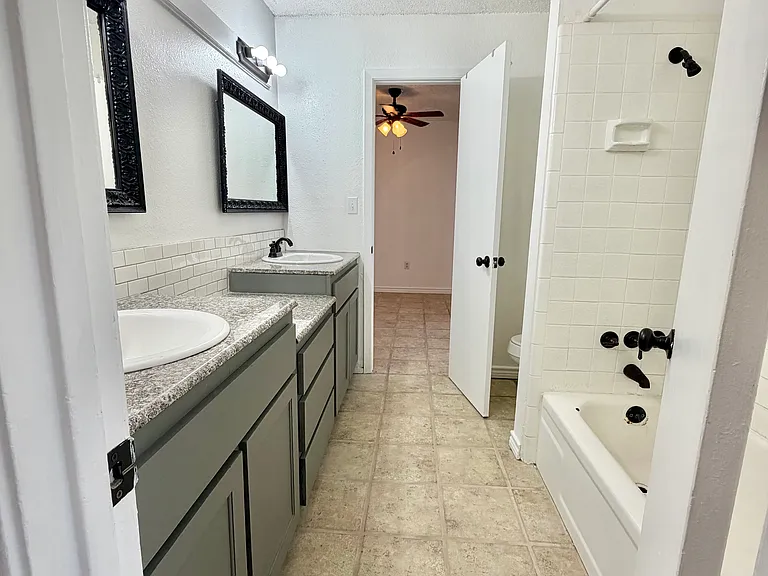 3427 S Garrett St #C — Photo 9