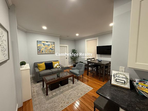 5th image of 32 Reedsdale St #2T