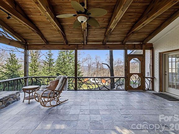 5th image of 1032 Brightwater Dr