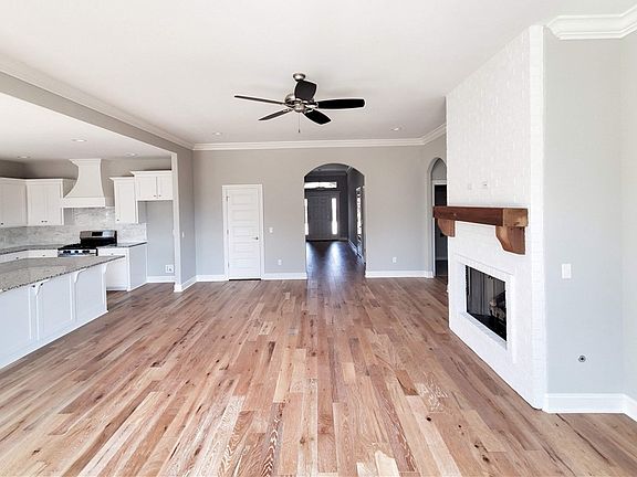 4th image of 5737 Cane Hill Dr