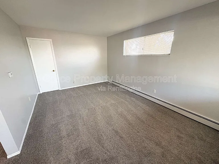 3041 W Hamilton Pl #3 — Photo 2