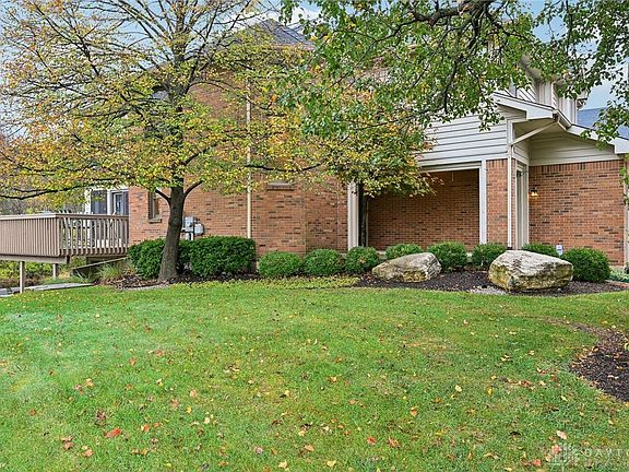 2nd image of 6896 Chardonnay Dr