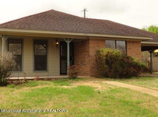 10281 Curtis Dr, Olive Branch, MS 38654