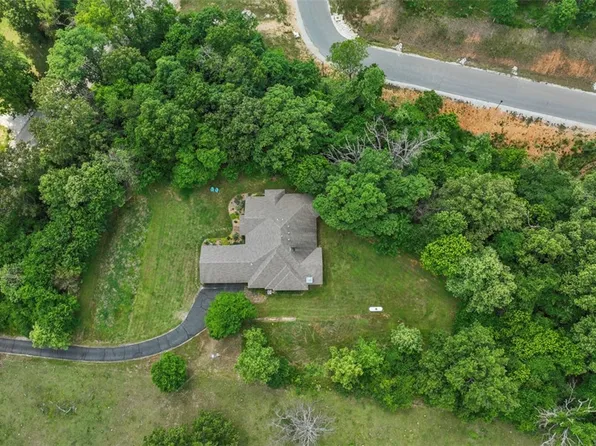 5780 W Weir Rd, Fayetteville, AR 72704