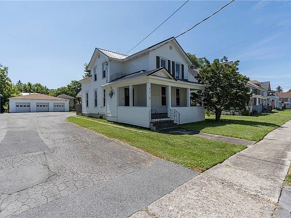 2nd image of 412 Brainard St