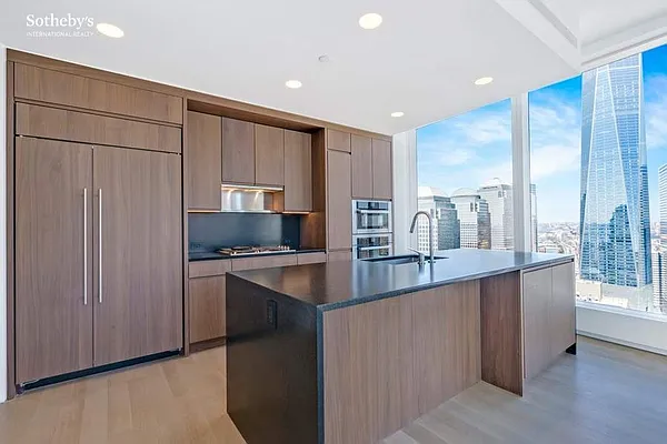 Rented by Sotheby's International Realty | media 14