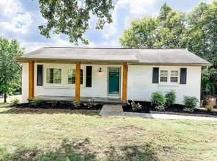 1940 Old Callahan Dr, Knoxville, TN 37912