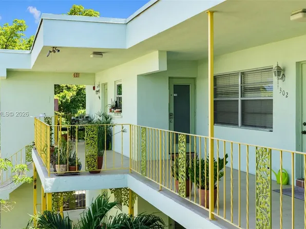 2031 Dewey St APT 302, Hollywood, FL 33020