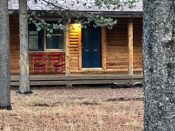 2nd image of 53056 Woodstock Dr
