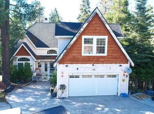 514 Pioneer Rd, Lake Arrowhead, CA 92352