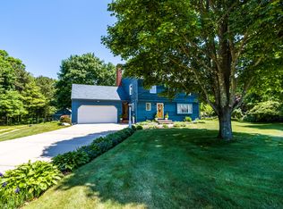 211 Trotting Park Rd, East Falmouth, MA 02536