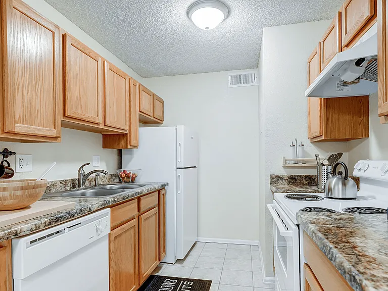 Aurora Meadows — Photo 15