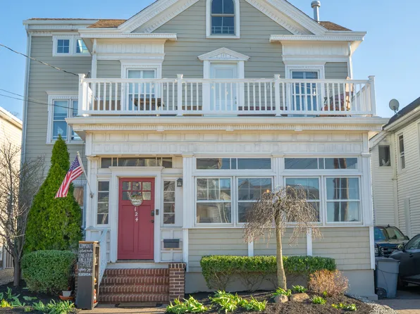 124 1st Street, Keyport, NJ 07735