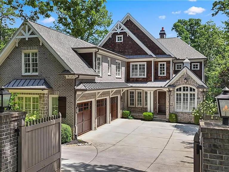 1685 Mount Paran Rd NW — Photo 1