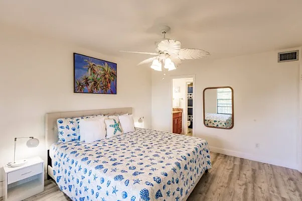 600 Neapolitan Way #457 — Photo 9