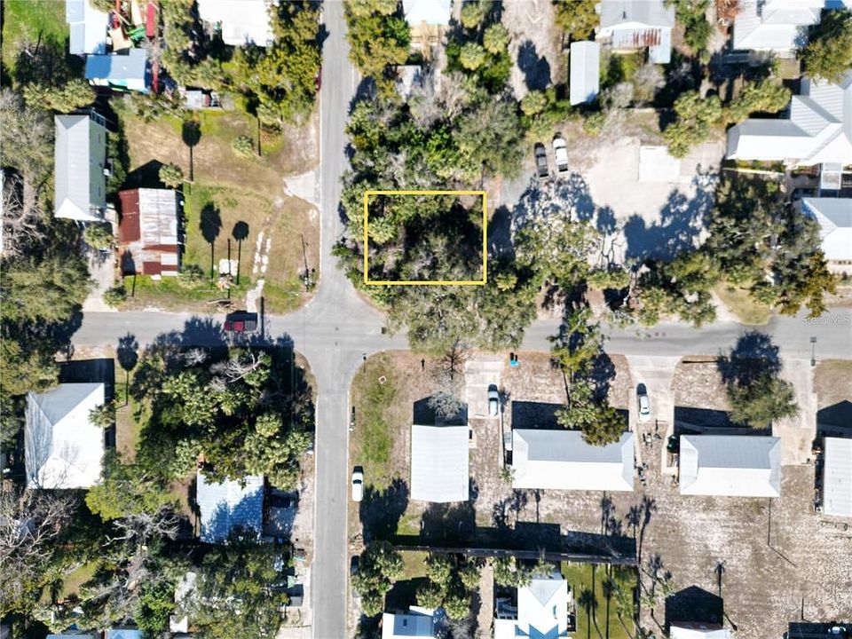 1st image of 5th St #11