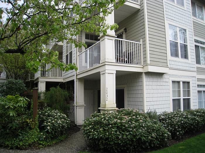 1st image of 2032 Newport Way NW