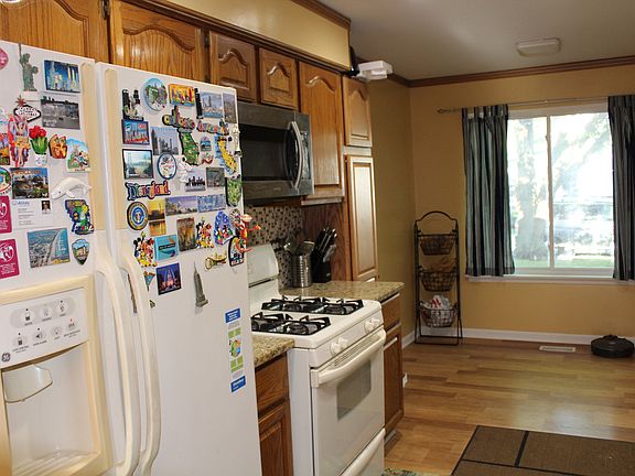 5th image of 1998 N Lexington Dr #1998