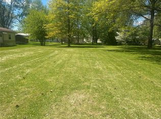 533 Alaska St, Staunton, IL 62088